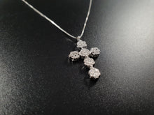 將圖片載入圖庫檢視器 Collana Croce pavè  in oro bianco 18k