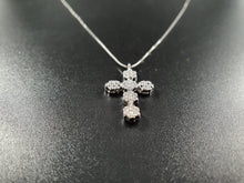 將圖片載入圖庫檢視器 Collana Croce pavè  in oro bianco 18k