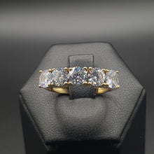 Load image into Gallery viewer, Anello Riviere in oro 22k e diamanti naturali
