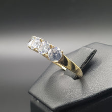 Load image into Gallery viewer, Anello Riviere in oro 22k e diamanti naturali
