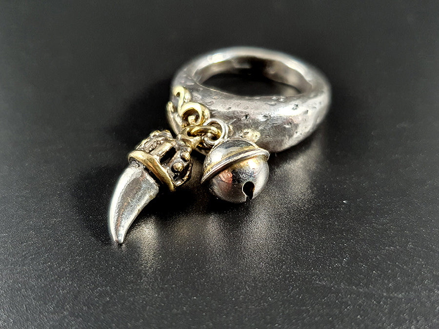 Anello con new arrivals campanellino